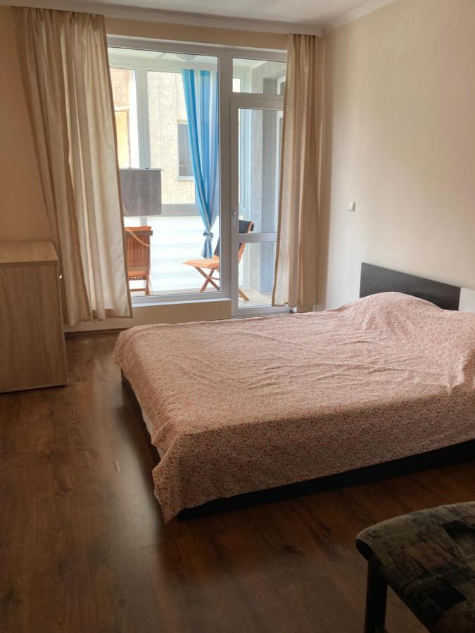 Апартамент Даскала С Паркомясто Burgas Exterior photo